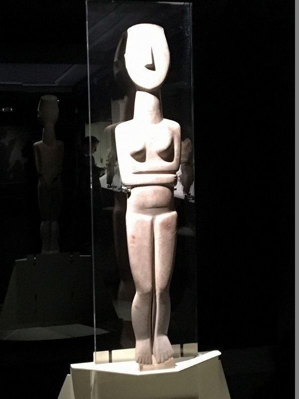 figurines arts cycladiques