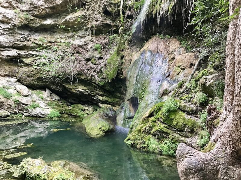 La cascade de Nera&iuml;da &agrave; Mylopotamos