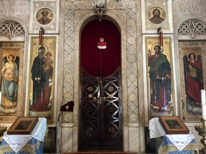 L'int&eacute;rieur de l'eglise russe orthodoxe d'ath&egrave;nes