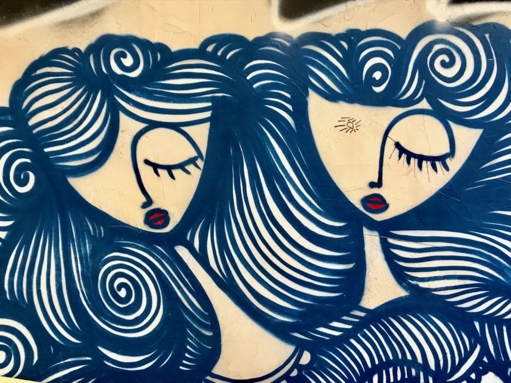 Street-art et graffitis &agrave; Ath&egrave;nes : les princesses endormies de Sonke