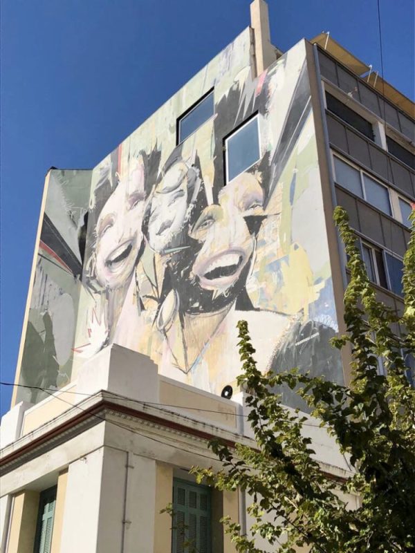 street-art &agrave; Ath&egrave;nes - Les visages expressifs du c&eacute;l&egrave;bres graffiti &agrave; Ath&egrave;nes de Vasmou