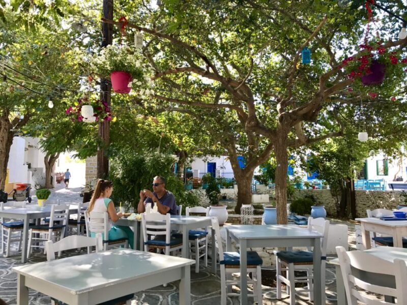 Chora Folegandros - restaurants folegandros - ou manger folegandros