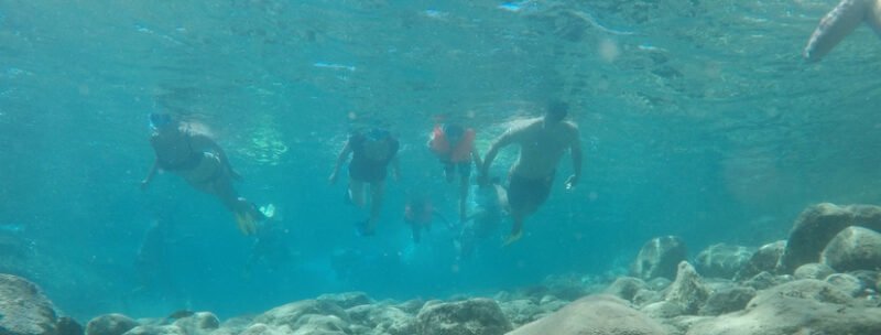 que faire &agrave; Milos Plong&eacute;e