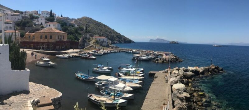 ile proche athènes hydra