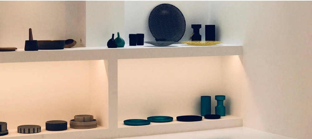 Des céramiques grecques modernes à Athènes dans le magasin Mon Coin