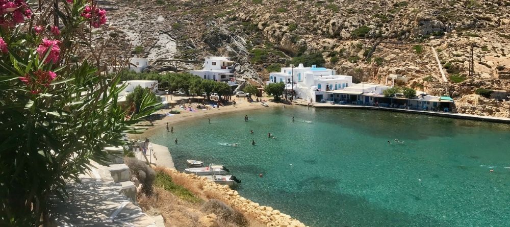 La plage de Cheronissos à Sifnos