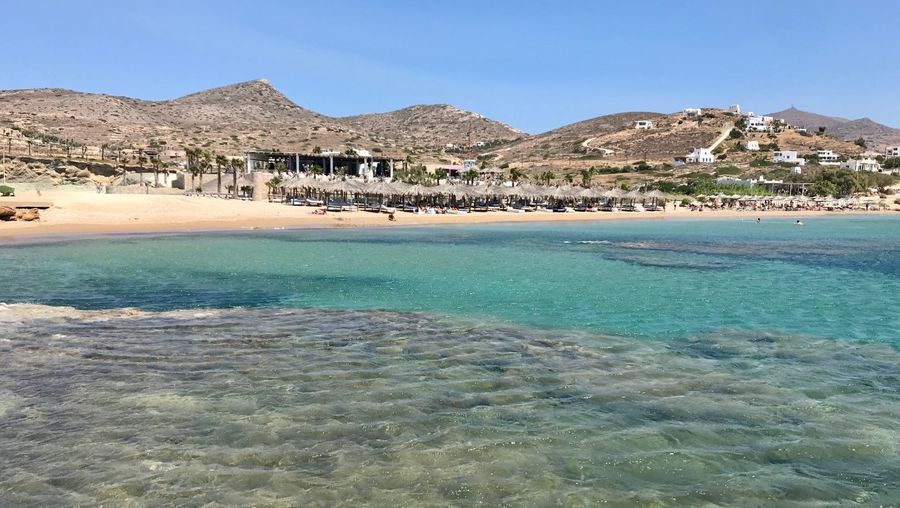 La plage de Koumbara &agrave; Ios en Gr&egrave;ce