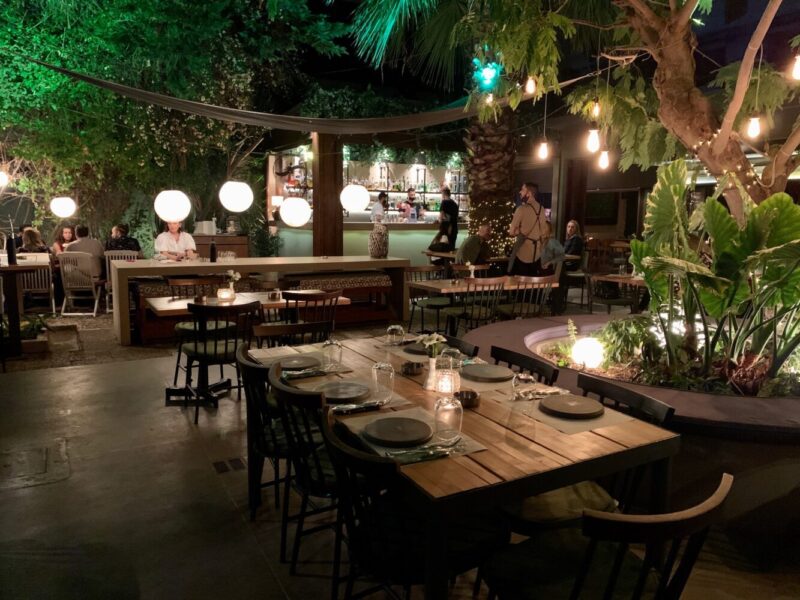 Hide & Seek : un restaurant avec terrasse et jardin &agrave; Ath&egrave;nes
