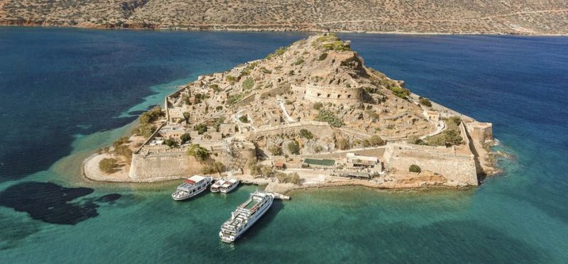 Visiter l'île de Spinalonga en Crète, l'île des lépreux, l'île des oubliés de Victoria Hislop