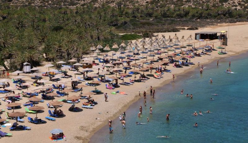 Plage de Vai et ses palmiers en Cr&egrave;te
