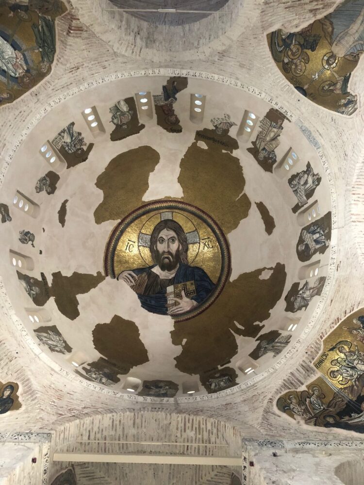 christ pantocratore mosaique monast&egrave;re de Dafni Gr&egrave;ce