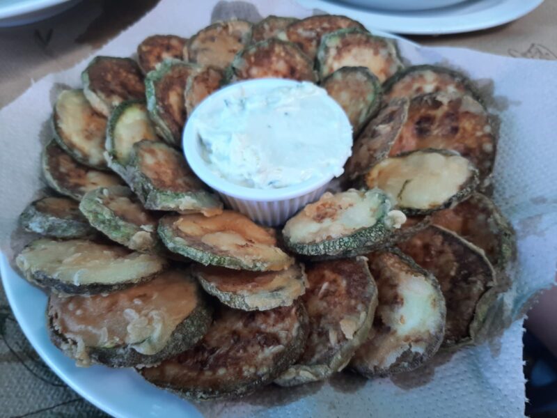 Le restaurant Ammos, un incontournable &agrave; Egine