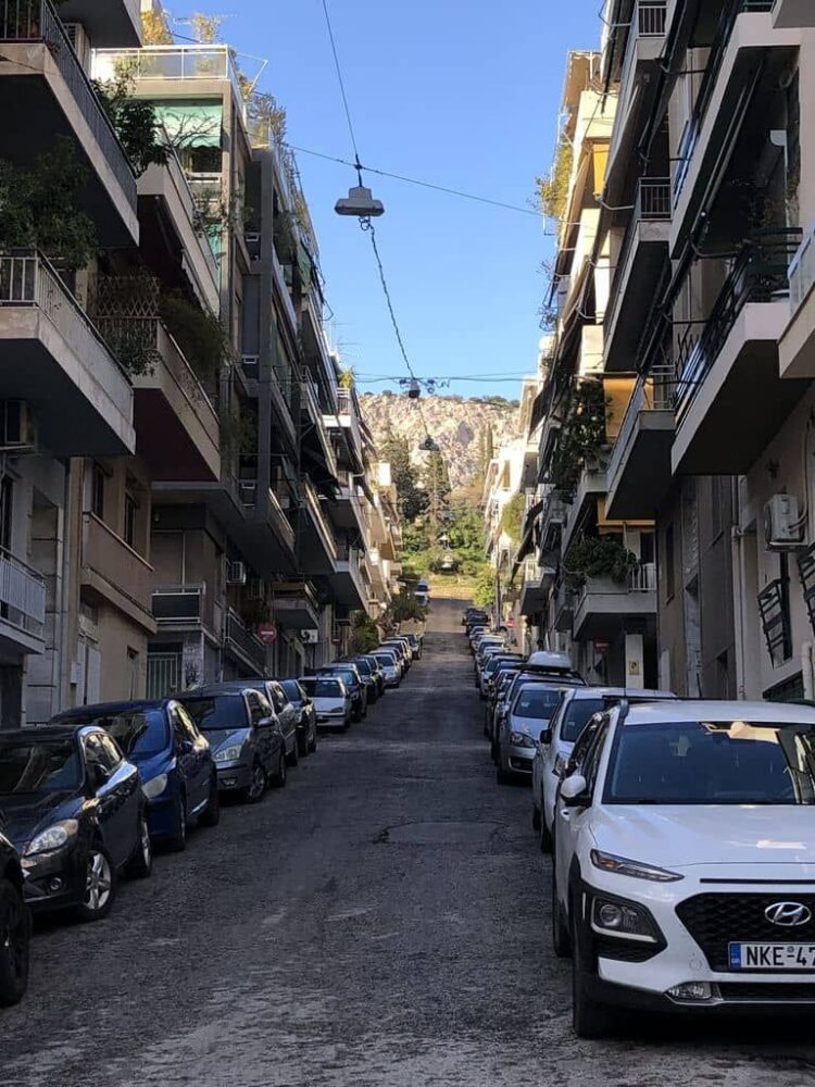 Rue de Koukaki, quartier familial