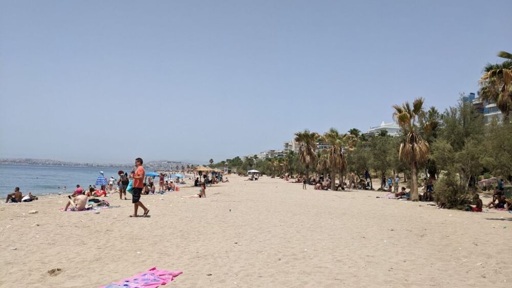 Edém beach, plage accessible en tram bus ou métro