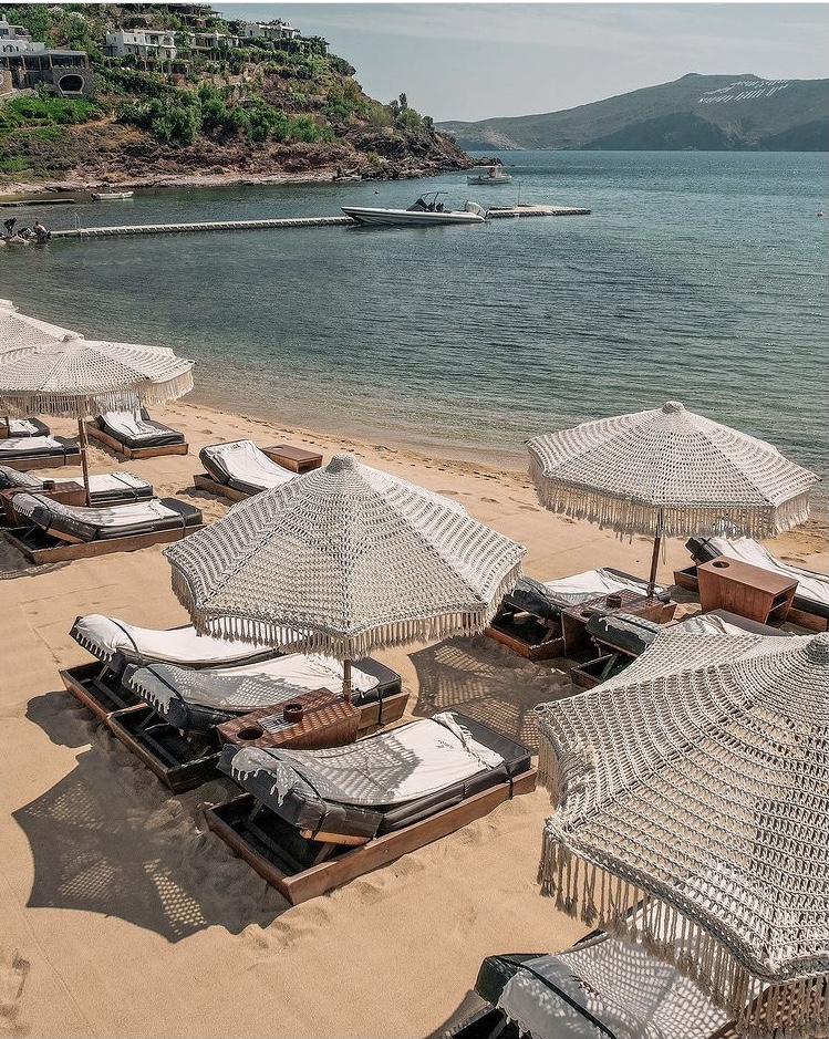 paradise club beach plage priv&eacute;e Mykonos grece