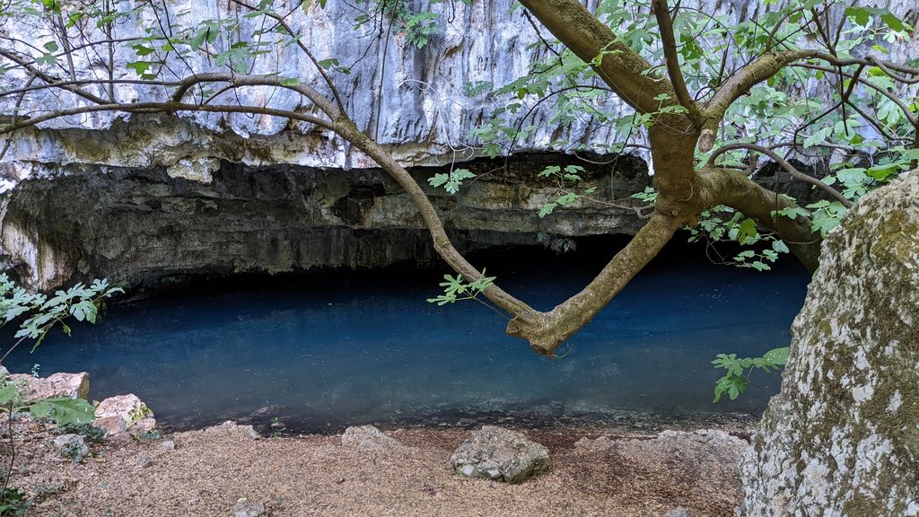 C&eacute;phalonie, et la grotte de Zervati en libre acc&egrave;s