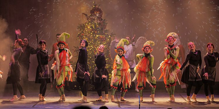 spectacle de noël à Thessalonique : kalikatzaroi