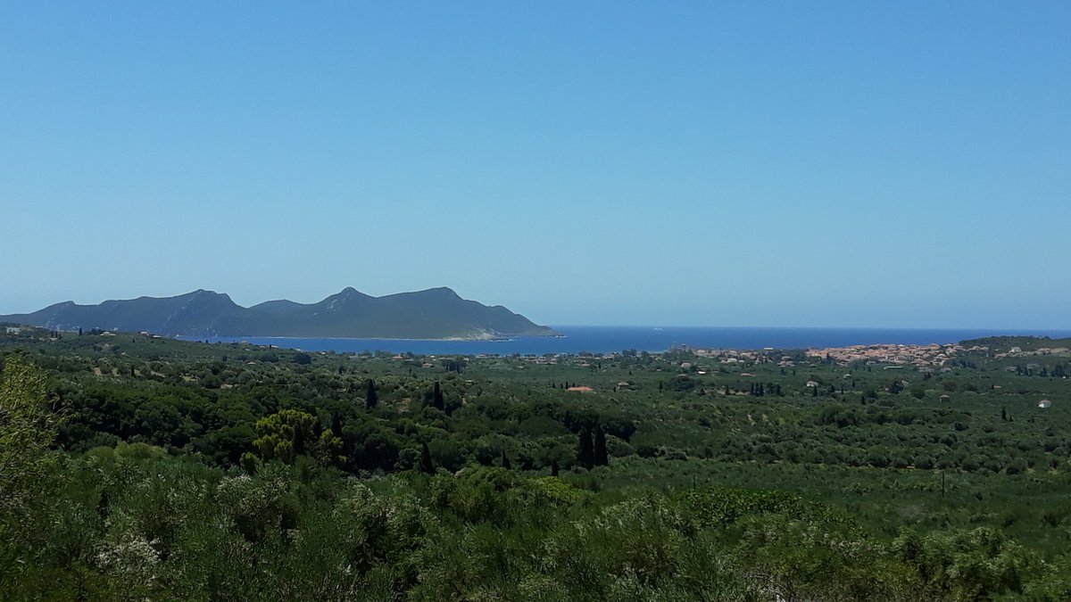 Mer, montagne et forêt, un paysage typique de Messénie