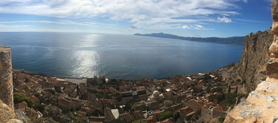 cité fortifiée de Monemvasia dans le Péloponnèse