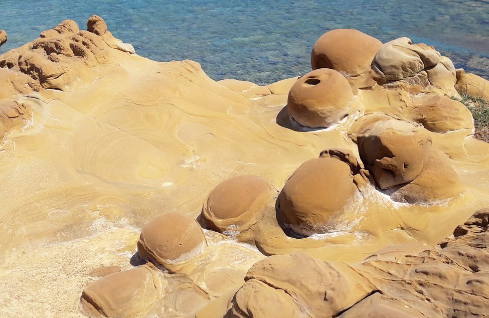 Parc géologique de Falakra, rochers sphériques en Grèce