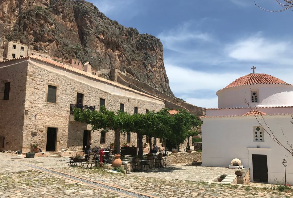 Monemvasia logement hotel dans la vieille ville forteresse